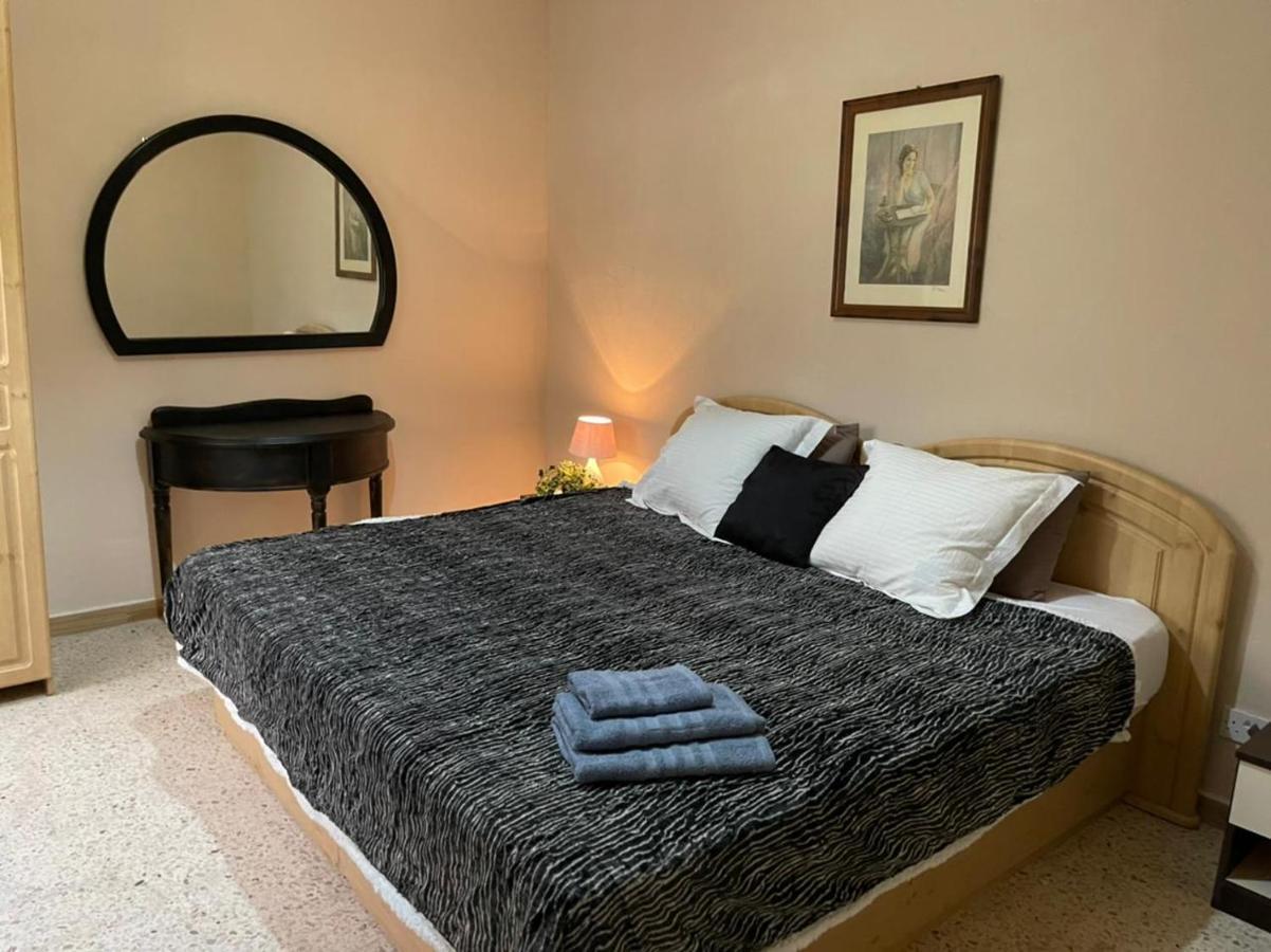 Olivier House Mellieha Villa ภายนอก รูปภาพ